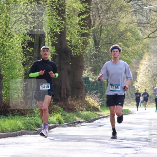 12.04.2026 - 45. Internationalen Wilhelmsburger Insellauf Yannick Fuchs http://msf.ph/oto/9478782 12.04.2026 10:16:23 Laufen 5415, 4495 meine-sportfotos.de
