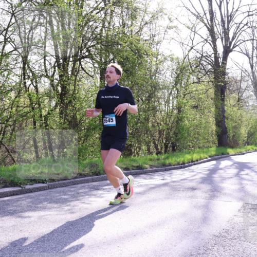 12.04.2026 - 45. Internationalen Wilhelmsburger Insellauf Yannick Fuchs http://msf.ph/oto/9478783 12.04.2026 10:29:29 Laufen  meine-sportfotos.de