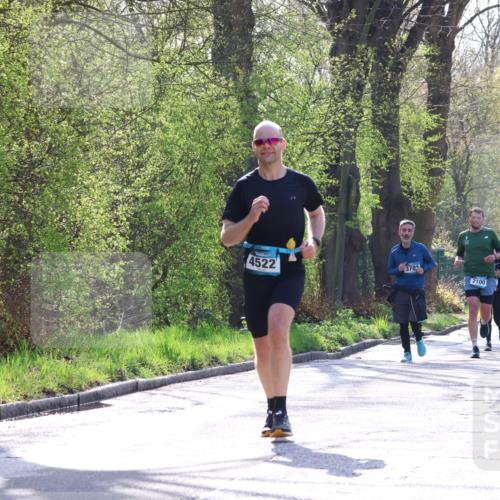 12.04.2026 - 45. Internationalen Wilhelmsburger Insellauf Yannick Fuchs http://msf.ph/oto/9478812 12.04.2026 10:29:32 Laufen  meine-sportfotos.de