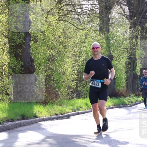 12.04.2026 - 45. Internationalen Wilhelmsburger Insellauf Yannick Fuchs http://msf.ph/oto/9478827 12.04.2026 10:29:32 Laufen  meine-sportfotos.de