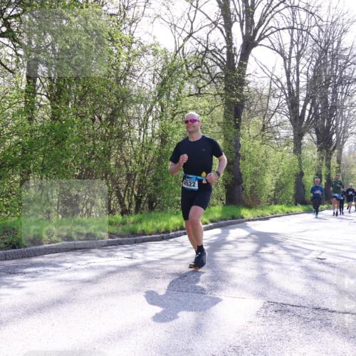 12.04.2026 - 45. Internationalen Wilhelmsburger Insellauf Yannick Fuchs http://msf.ph/oto/9478888 12.04.2026 10:29:35 Laufen  meine-sportfotos.de
