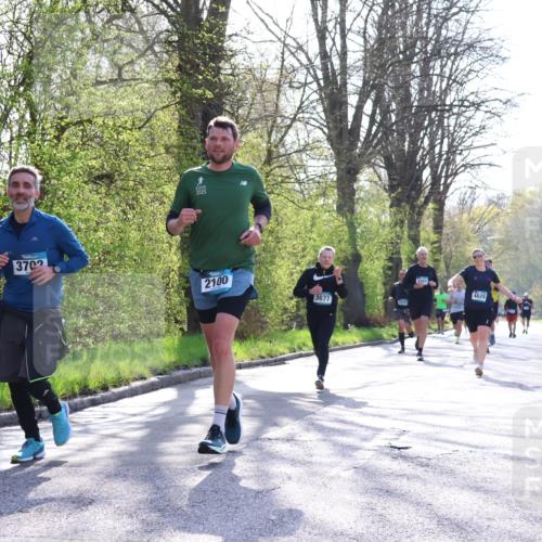 12.04.2026 - 45. Internationalen Wilhelmsburger Insellauf Yannick Fuchs http://msf.ph/oto/9478986 12.04.2026 10:29:40 Laufen  meine-sportfotos.de