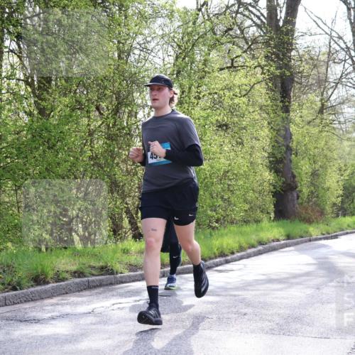 12.04.2026 - 45. Internationalen Wilhelmsburger Insellauf Yannick Fuchs http://msf.ph/oto/9478988 12.04.2026 10:16:58 Laufen 45 meine-sportfotos.de