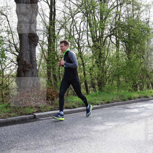 12.04.2026 - 45. Internationalen Wilhelmsburger Insellauf Yannick Fuchs http://msf.ph/oto/9479004 12.04.2026 10:17:00 Laufen  meine-sportfotos.de