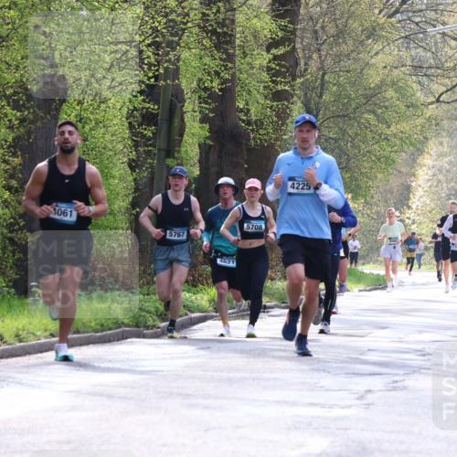 12.04.2026 - 45. Internationalen Wilhelmsburger Insellauf Yannick Fuchs http://msf.ph/oto/9479021 12.04.2026 10:17:02 Laufen 1061, 5767, 4621, 5708, 4225, 550 meine-sportfotos.de