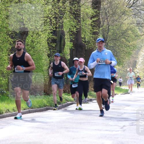 12.04.2026 - 45. Internationalen Wilhelmsburger Insellauf Yannick Fuchs http://msf.ph/oto/9479024 12.04.2026 10:17:02 Laufen 576, 4621, 570, 4225, 5503 meine-sportfotos.de