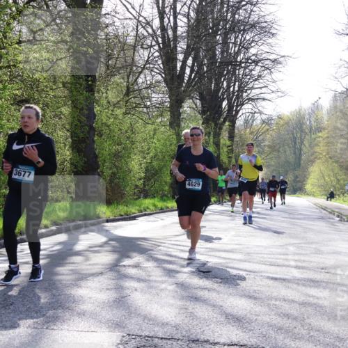 12.04.2026 - 45. Internationalen Wilhelmsburger Insellauf Yannick Fuchs http://msf.ph/oto/9479031 12.04.2026 10:29:42 Laufen  meine-sportfotos.de