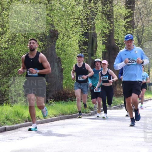12.04.2026 - 45. Internationalen Wilhelmsburger Insellauf Yannick Fuchs http://msf.ph/oto/9479032 12.04.2026 10:17:03 Laufen 40, 576, 5708, 21, 4225, 12 meine-sportfotos.de