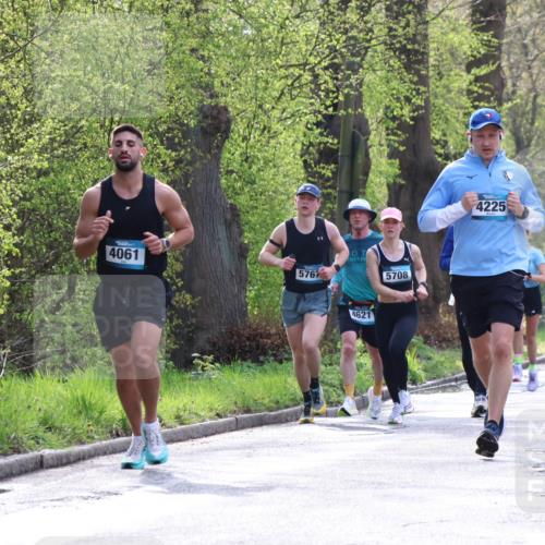 12.04.2026 - 45. Internationalen Wilhelmsburger Insellauf Yannick Fuchs http://msf.ph/oto/9479033 12.04.2026 10:17:03 Laufen 4061, 5767, 2025, 5708, 4621, 4225 meine-sportfotos.de