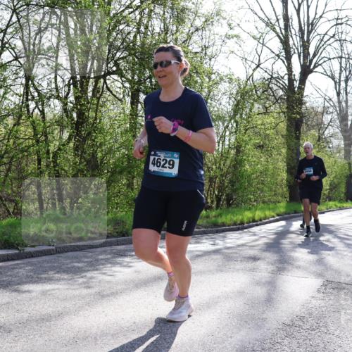 12.04.2026 - 45. Internationalen Wilhelmsburger Insellauf Yannick Fuchs http://msf.ph/oto/9479072 12.04.2026 10:29:45 Laufen  meine-sportfotos.de