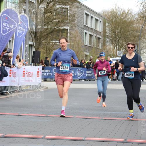 12.04.2026 - 45. Internationalen Wilhelmsburger Insellauf Strokosch-Dieckow http://msf.ph/oto/9479147 12.04.2026 12:59:17 Ziel 5174, 5846, 3286, 3623, 4822 meine-sportfotos.de