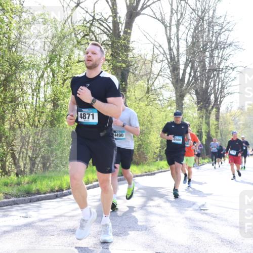 12.04.2026 - 45. Internationalen Wilhelmsburger Insellauf Yannick Fuchs http://msf.ph/oto/9479151 12.04.2026 10:29:49 Laufen  meine-sportfotos.de