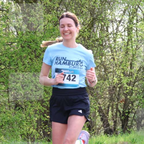 12.04.2026 - 45. Internationalen Wilhelmsburger Insellauf Yannick Fuchs http://msf.ph/oto/9479152 12.04.2026 10:17:14 Laufen 21, 0975, 742 meine-sportfotos.de