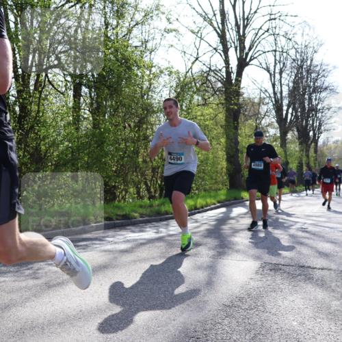 12.04.2026 - 45. Internationalen Wilhelmsburger Insellauf Yannick Fuchs http://msf.ph/oto/9479175 12.04.2026 10:29:50 Laufen  meine-sportfotos.de