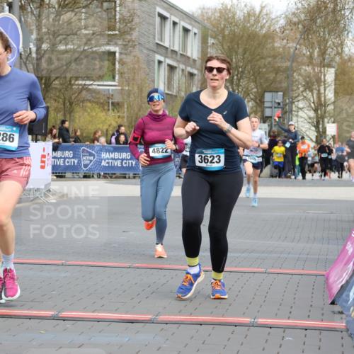 12.04.2026 - 45. Internationalen Wilhelmsburger Insellauf Strokosch-Dieckow http://msf.ph/oto/9479198 12.04.2026 12:59:18 Ziel 5846, 3286, 3623, 4822, 2015 meine-sportfotos.de