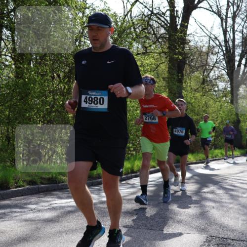 12.04.2026 - 45. Internationalen Wilhelmsburger Insellauf Yannick Fuchs http://msf.ph/oto/9479200 12.04.2026 10:29:51 Laufen  meine-sportfotos.de