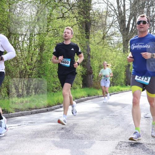 12.04.2026 - 45. Internationalen Wilhelmsburger Insellauf Yannick Fuchs http://msf.ph/oto/9479204 12.04.2026 10:17:19 Laufen 2382, 4460, 550, 2213 meine-sportfotos.de