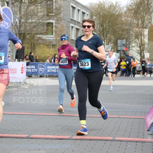 12.04.2026 - 45. Internationalen Wilhelmsburger Insellauf Strokosch-Dieckow http://msf.ph/oto/9479229 12.04.2026 12:59:18 Ziel 5846, 3286, 3623, 4822, 2015 meine-sportfotos.de
