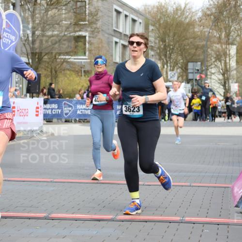 12.04.2026 - 45. Internationalen Wilhelmsburger Insellauf Strokosch-Dieckow http://msf.ph/oto/9479241 12.04.2026 12:59:18 Ziel 5846, 3286, 3623, 4822, 2015 meine-sportfotos.de