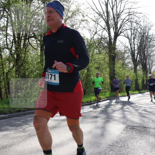 12.04.2026 - 45. Internationalen Wilhelmsburger Insellauf Yannick Fuchs http://msf.ph/oto/9479244 12.04.2026 10:29:53 Laufen  meine-sportfotos.de