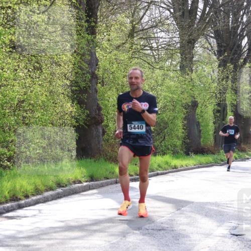 12.04.2026 - 45. Internationalen Wilhelmsburger Insellauf Yannick Fuchs http://msf.ph/oto/9479253 12.04.2026 10:17:25 Laufen 5440, 2659 meine-sportfotos.de