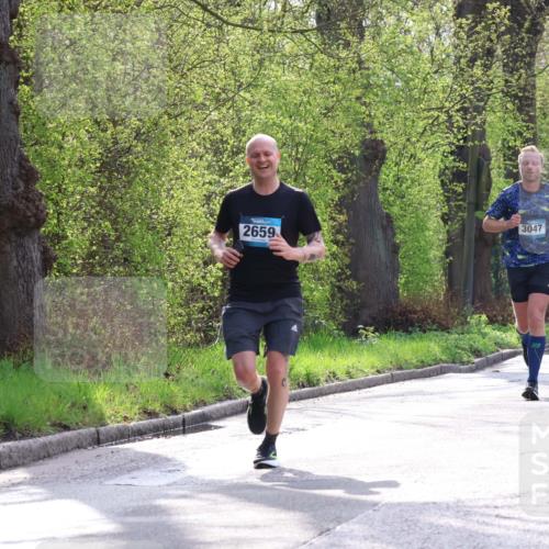 12.04.2026 - 45. Internationalen Wilhelmsburger Insellauf Yannick Fuchs http://msf.ph/oto/9479283 12.04.2026 10:17:28 Laufen 2659, 3047, 452 meine-sportfotos.de