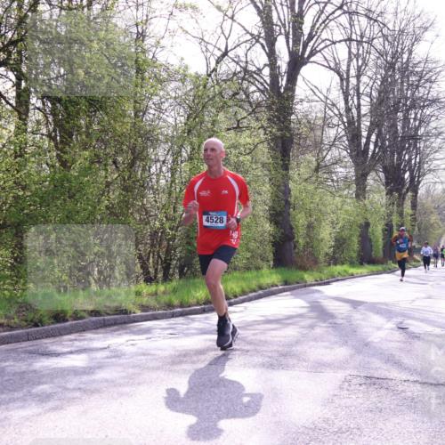 12.04.2026 - 45. Internationalen Wilhelmsburger Insellauf Yannick Fuchs http://msf.ph/oto/9479377 12.04.2026 10:17:37 Laufen 4528 meine-sportfotos.de