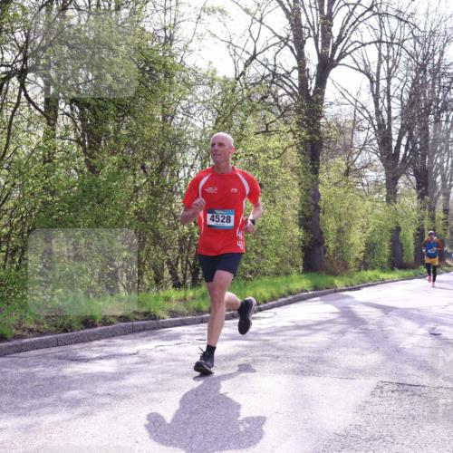 12.04.2026 - 45. Internationalen Wilhelmsburger Insellauf Yannick Fuchs http://msf.ph/oto/9479380 12.04.2026 10:17:37 Laufen 4528 meine-sportfotos.de