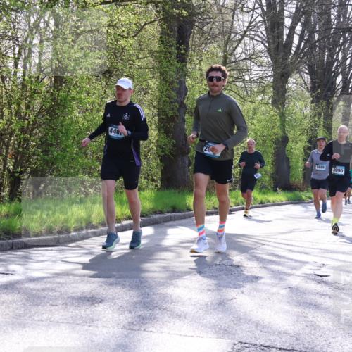 12.04.2026 - 45. Internationalen Wilhelmsburger Insellauf Yannick Fuchs http://msf.ph/oto/9479385 12.04.2026 10:30:02 Laufen  meine-sportfotos.de