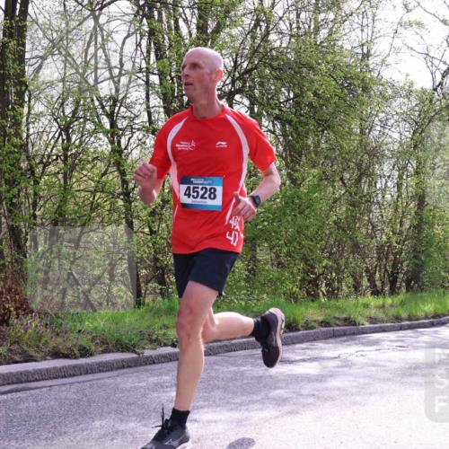 12.04.2026 - 45. Internationalen Wilhelmsburger Insellauf Yannick Fuchs http://msf.ph/oto/9479392 12.04.2026 10:17:38 Laufen 4528 meine-sportfotos.de
