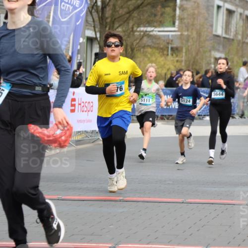 12.04.2026 - 45. Internationalen Wilhelmsburger Insellauf Strokosch-Dieckow http://msf.ph/oto/9479404 12.04.2026 12:59:30 Ziel 3728, 4023, 2009, 4875, 5276, 3017, 5111, 5124, 5644 meine-sportfotos.de