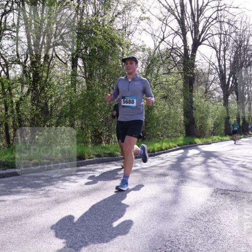 12.04.2026 - 45. Internationalen Wilhelmsburger Insellauf Yannick Fuchs http://msf.ph/oto/9479465 12.04.2026 10:30:07 Laufen  meine-sportfotos.de