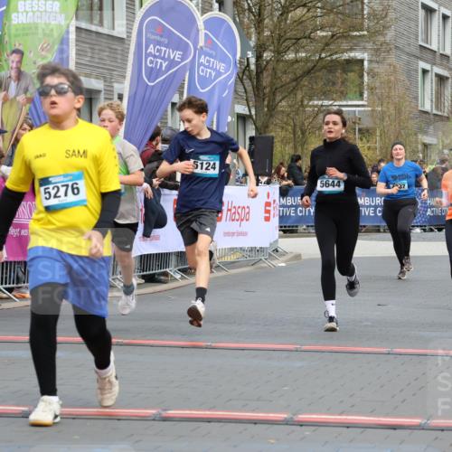 12.04.2026 - 45. Internationalen Wilhelmsburger Insellauf Strokosch-Dieckow http://msf.ph/oto/9479475 12.04.2026 12:59:32 Ziel 4023, 2009, 4875, 5276, 3017, 5111, 5124, 5644, 5718, 2082, 4741, 5191, 4287 meine-sportfotos.de