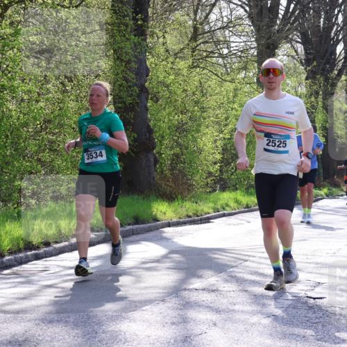 12.04.2026 - 45. Internationalen Wilhelmsburger Insellauf Yannick Fuchs http://msf.ph/oto/9479514 12.04.2026 10:30:11 Laufen  meine-sportfotos.de