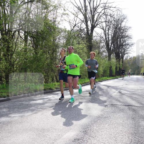 12.04.2026 - 45. Internationalen Wilhelmsburger Insellauf Yannick Fuchs http://msf.ph/oto/9479531 12.04.2026 10:17:52 Laufen  meine-sportfotos.de