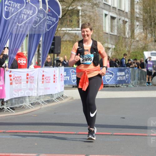 12.04.2026 - 45. Internationalen Wilhelmsburger Insellauf Strokosch-Dieckow http://msf.ph/oto/9479542 12.04.2026 11:47:28 Ziel 2996 meine-sportfotos.de