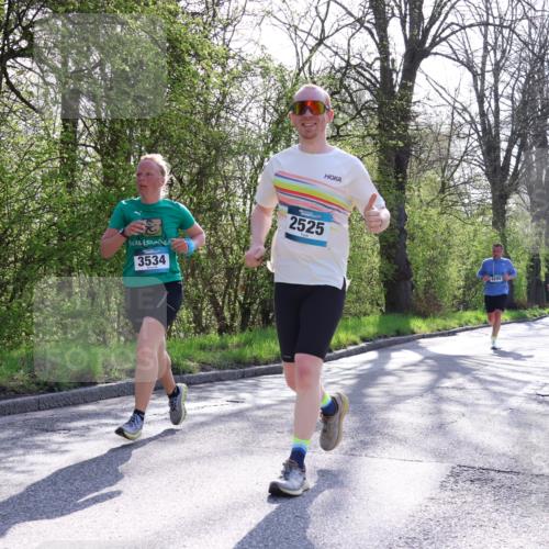 12.04.2026 - 45. Internationalen Wilhelmsburger Insellauf Yannick Fuchs http://msf.ph/oto/9479551 12.04.2026 10:30:13 Laufen  meine-sportfotos.de
