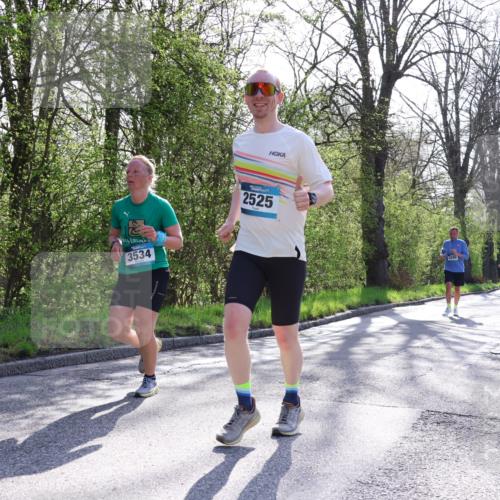 12.04.2026 - 45. Internationalen Wilhelmsburger Insellauf Yannick Fuchs http://msf.ph/oto/9479557 12.04.2026 10:30:13 Laufen  meine-sportfotos.de