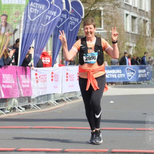12.04.2026 - 45. Internationalen Wilhelmsburger Insellauf Strokosch-Dieckow http://msf.ph/oto/9479570 12.04.2026 11:47:29 Ziel 2996 meine-sportfotos.de