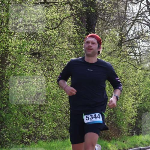 12.04.2026 - 45. Internationalen Wilhelmsburger Insellauf Yannick Fuchs http://msf.ph/oto/9479592 12.04.2026 10:17:57 Laufen 5344 meine-sportfotos.de