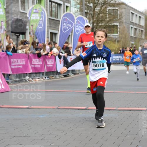 12.04.2026 - 45. Internationalen Wilhelmsburger Insellauf Strokosch-Dieckow http://msf.ph/oto/9479644 12.04.2026 12:59:47 Ziel 5079, 4395, 4187, 5067, 2069, 4761 meine-sportfotos.de