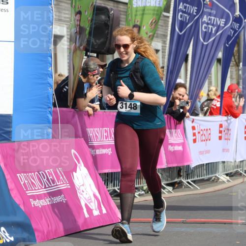 12.04.2026 - 45. Internationalen Wilhelmsburger Insellauf Strokosch-Dieckow http://msf.ph/oto/9479695 12.04.2026 11:47:54 Ziel 3148 meine-sportfotos.de