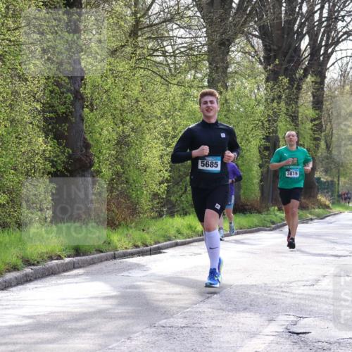 12.04.2026 - 45. Internationalen Wilhelmsburger Insellauf Yannick Fuchs http://msf.ph/oto/9479734 12.04.2026 10:18:10 Laufen 5685, 3815 meine-sportfotos.de