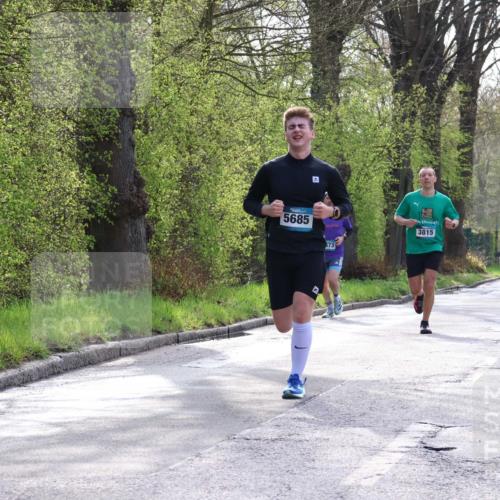 12.04.2026 - 45. Internationalen Wilhelmsburger Insellauf Yannick Fuchs http://msf.ph/oto/9479736 12.04.2026 10:18:11 Laufen 5685, 3815, 473 meine-sportfotos.de