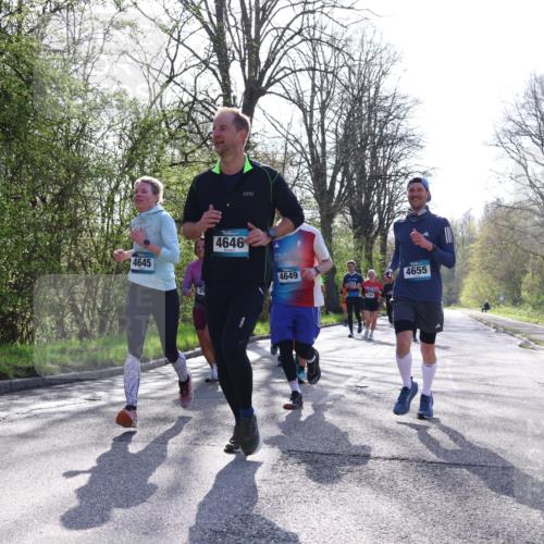 12.04.2026 - 45. Internationalen Wilhelmsburger Insellauf Yannick Fuchs http://msf.ph/oto/9479744 12.04.2026 10:30:22 Laufen  meine-sportfotos.de