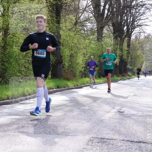 12.04.2026 - 45. Internationalen Wilhelmsburger Insellauf Yannick Fuchs http://msf.ph/oto/9479751 12.04.2026 10:18:12 Laufen 5685, 3473, 3815 meine-sportfotos.de
