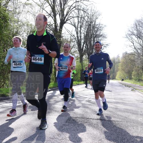 12.04.2026 - 45. Internationalen Wilhelmsburger Insellauf Yannick Fuchs http://msf.ph/oto/9479754 12.04.2026 10:30:22 Laufen  meine-sportfotos.de