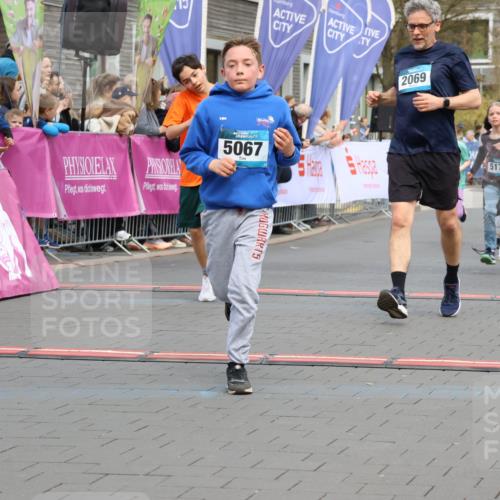 12.04.2026 - 45. Internationalen Wilhelmsburger Insellauf Strokosch-Dieckow http://msf.ph/oto/9479787 12.04.2026 12:59:51 Ziel 4187, 5067, 2069, 4761, 5179, 3192, 5635, 4917, 4171, 4170 meine-sportfotos.de