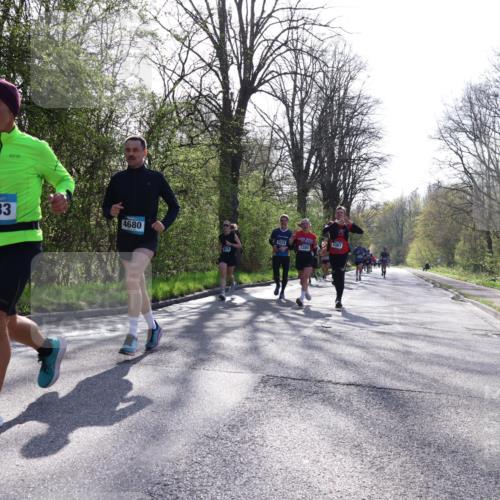 12.04.2026 - 45. Internationalen Wilhelmsburger Insellauf Yannick Fuchs http://msf.ph/oto/9479795 12.04.2026 10:30:24 Laufen  meine-sportfotos.de