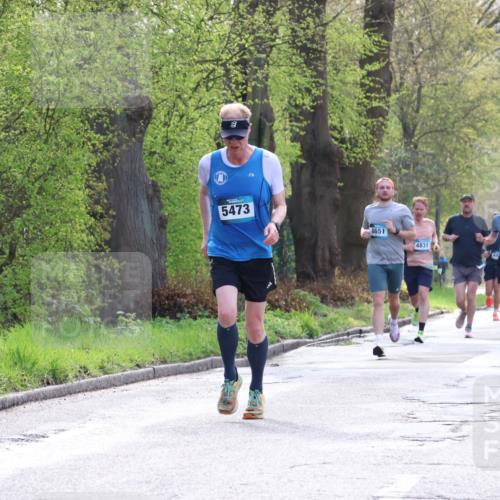 12.04.2026 - 45. Internationalen Wilhelmsburger Insellauf Yannick Fuchs http://msf.ph/oto/9479874 12.04.2026 10:18:33 Laufen 5473, 4651, 4831, 4154, 2205 meine-sportfotos.de